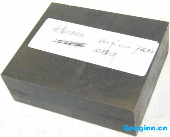 图11 热处理后裂纹